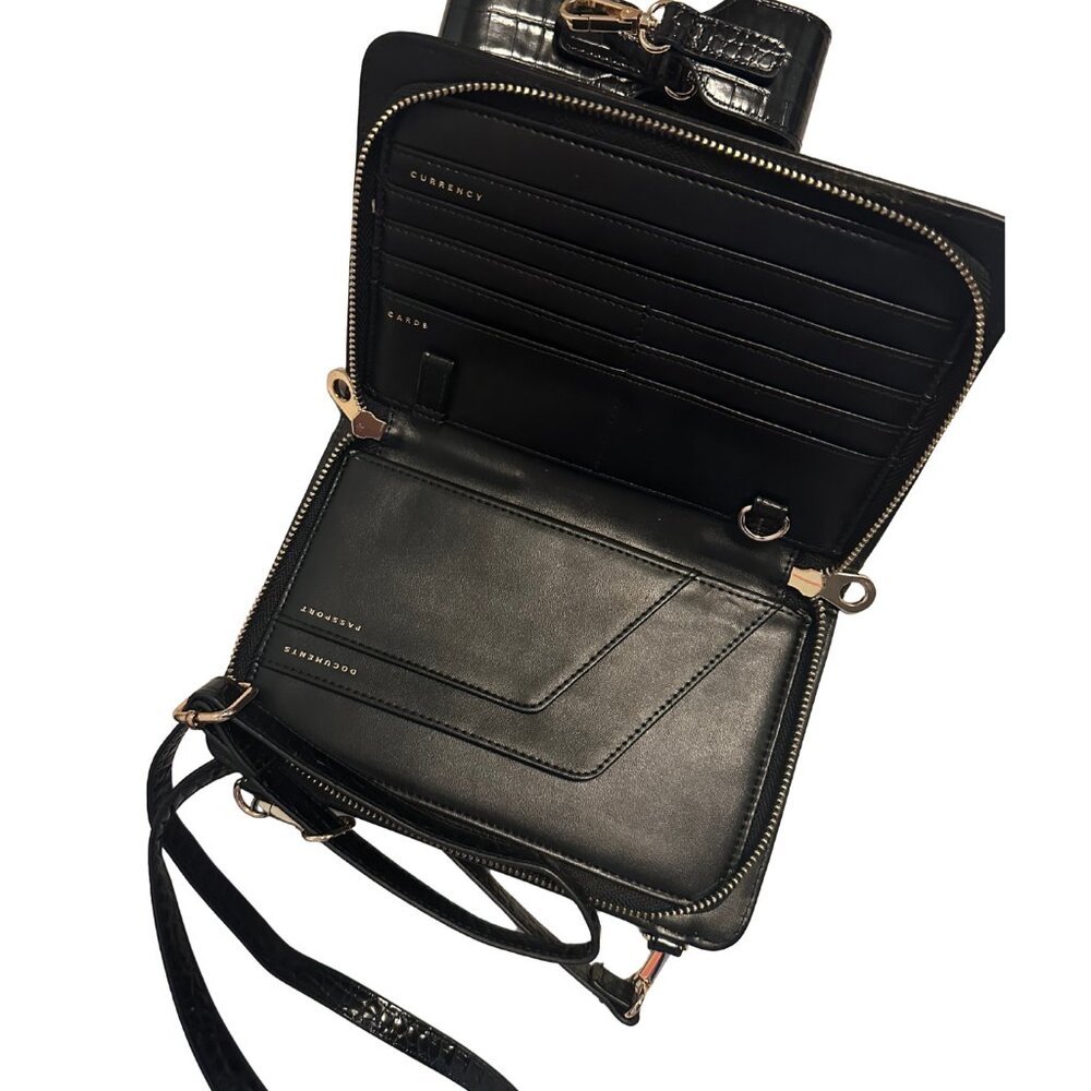 Calpak Croc Wallet - Picture 2 of 4